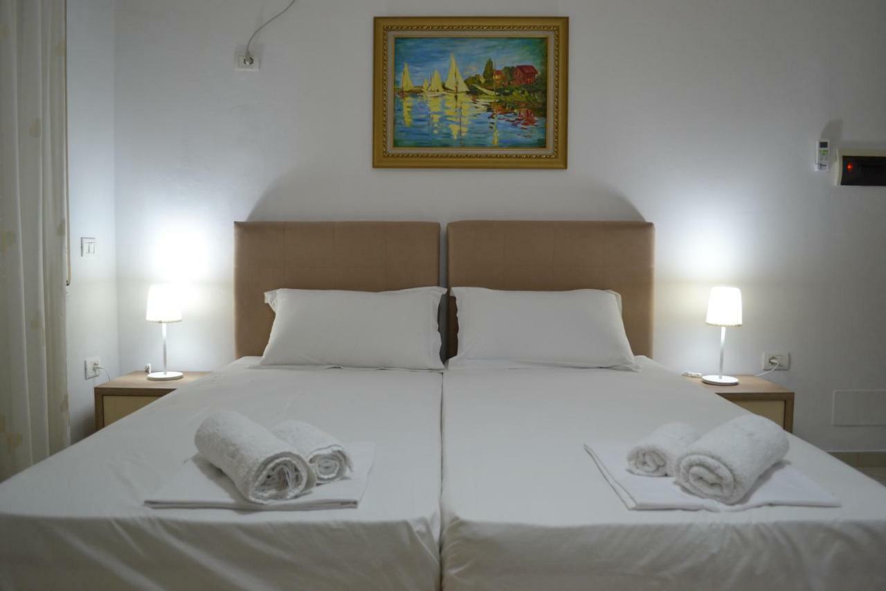 Seaview Bay Studio & Private Garage Wlora Zewnętrze zdjęcie