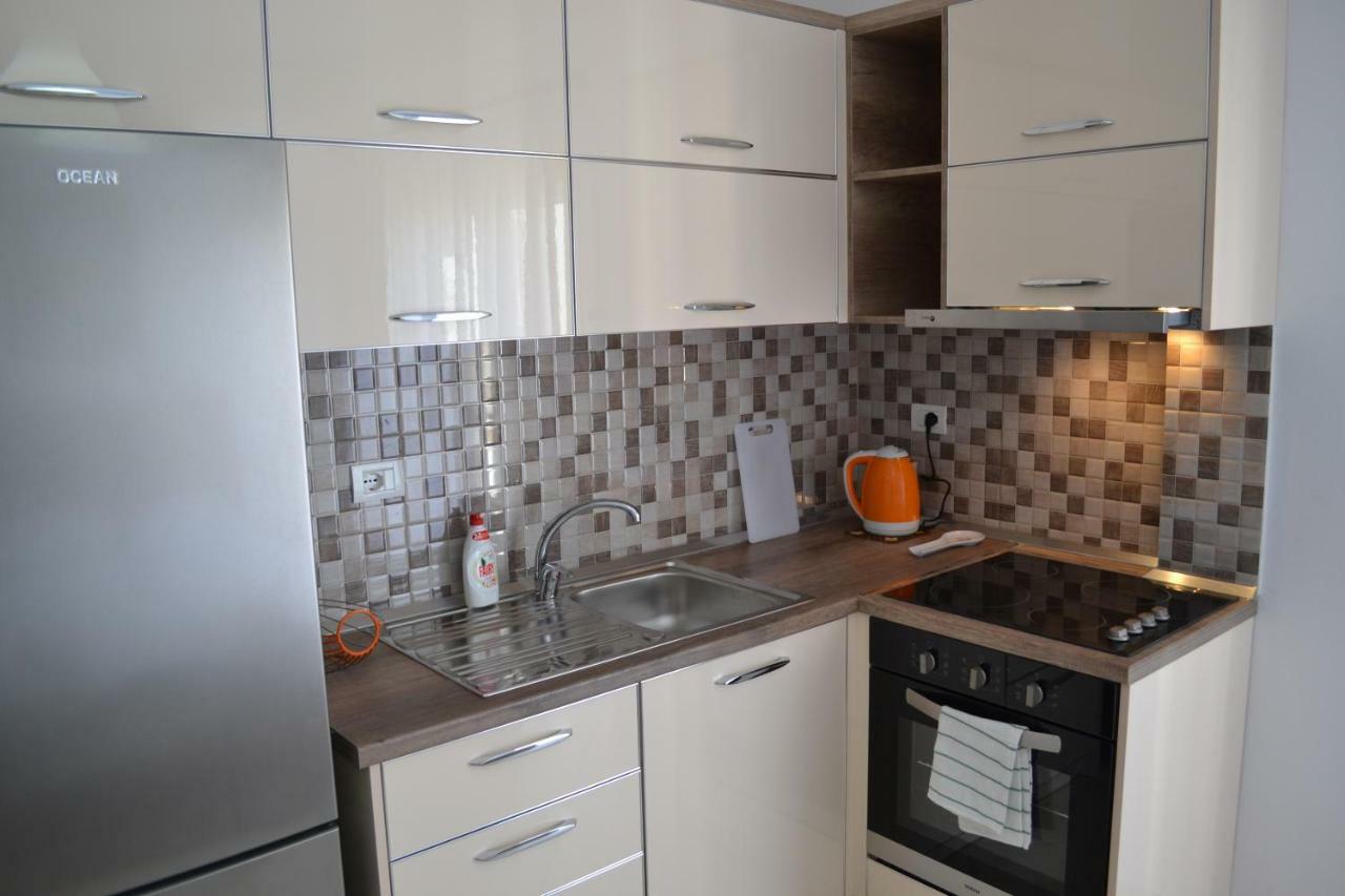 Seaview Bay Studio & Private Garage Wlora Zewnętrze zdjęcie